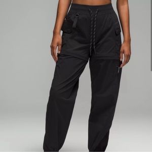 Lululemon convertible hiking joggers size 4 black